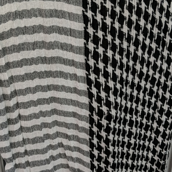 Scarf ❤️ - Picture 3 of 3